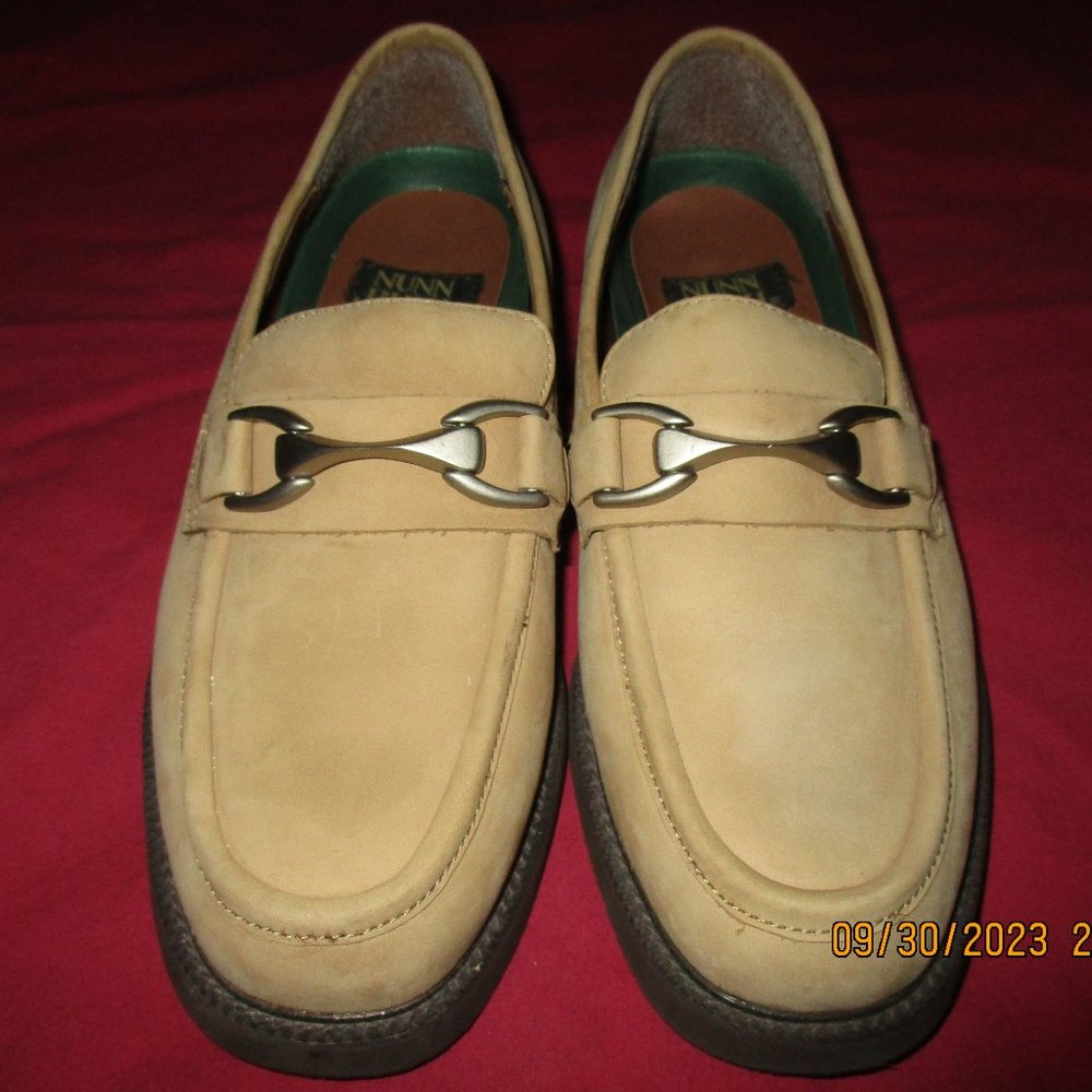 {Preowned  Nunn-Brush Men's Light Tan Leather Loafers W  Metal Buckles Size 8.5